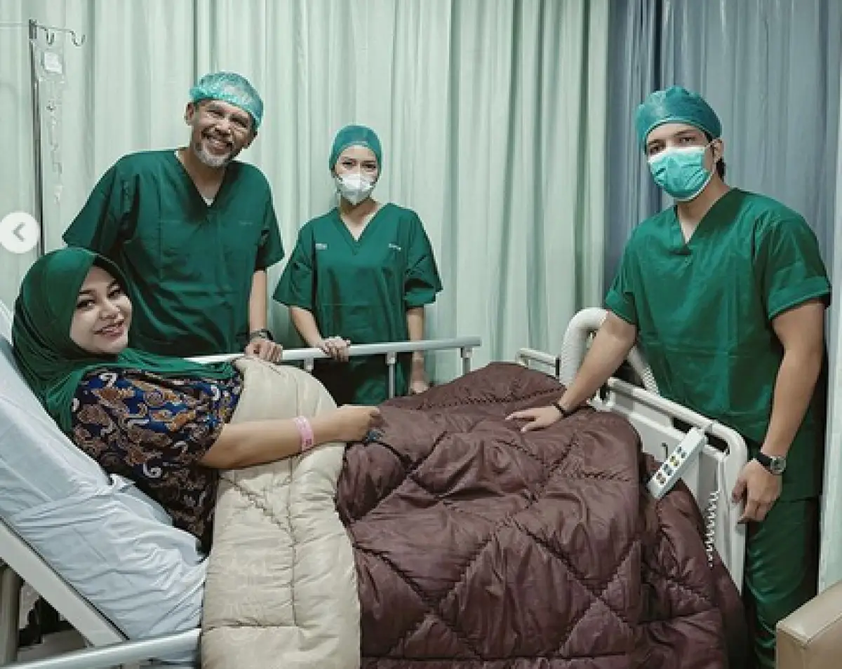 Aurel Hermansyah melahirkan anak kedua (Sumber : Instagram/@attahalilintar)