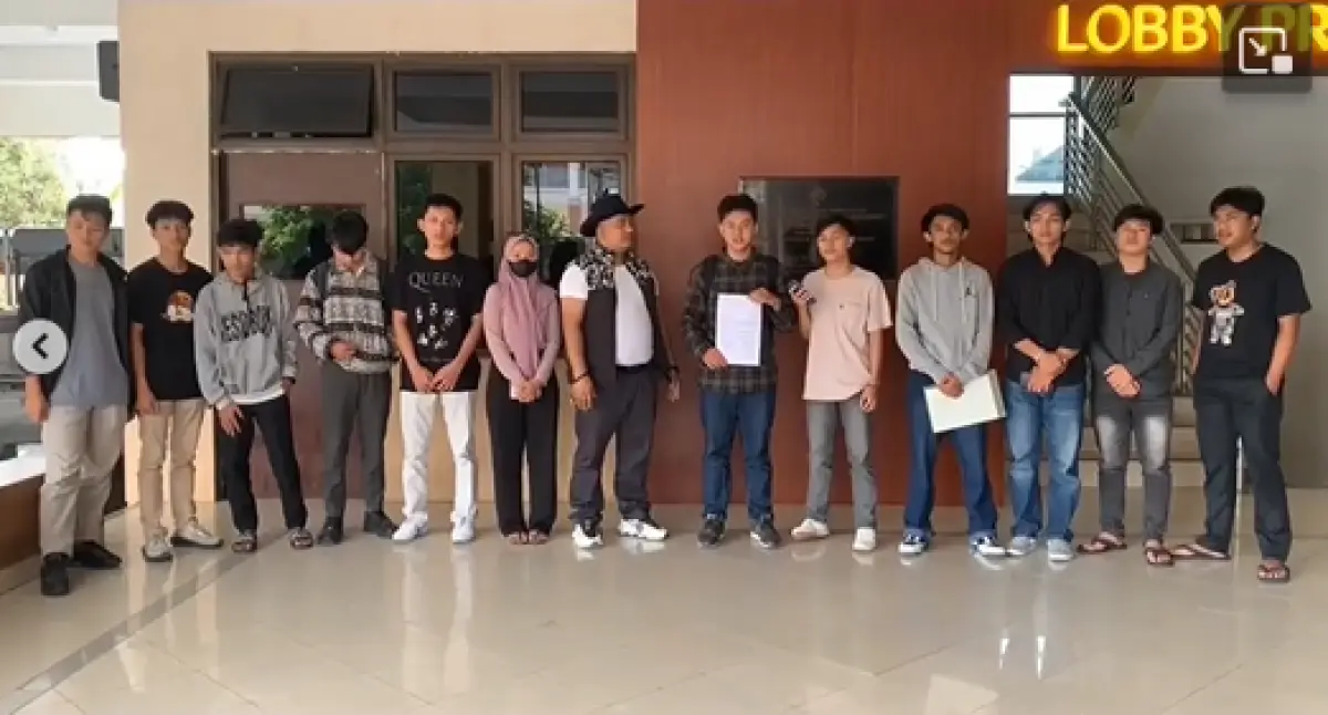 M Fahrezy, sosok anggota BEM FMIPA UNY yang dituduh melakukan pelecehan akhirnya buka suara (Sumber : Instagram/@undercover.id)