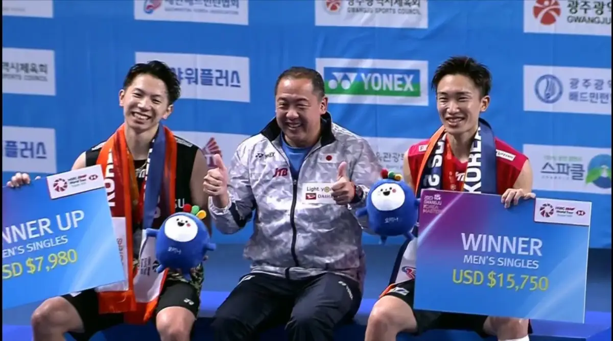 Kento Momota raih gelar BWF (Sumber : BWF)