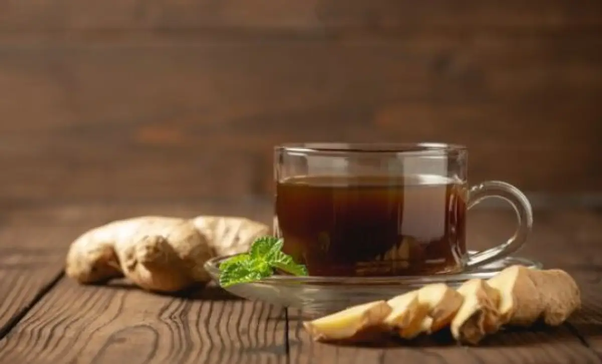 Ilustrasi | efek samping rebusan jahe, kunyit dan sereh (Sumber : Freepik/jcomp)