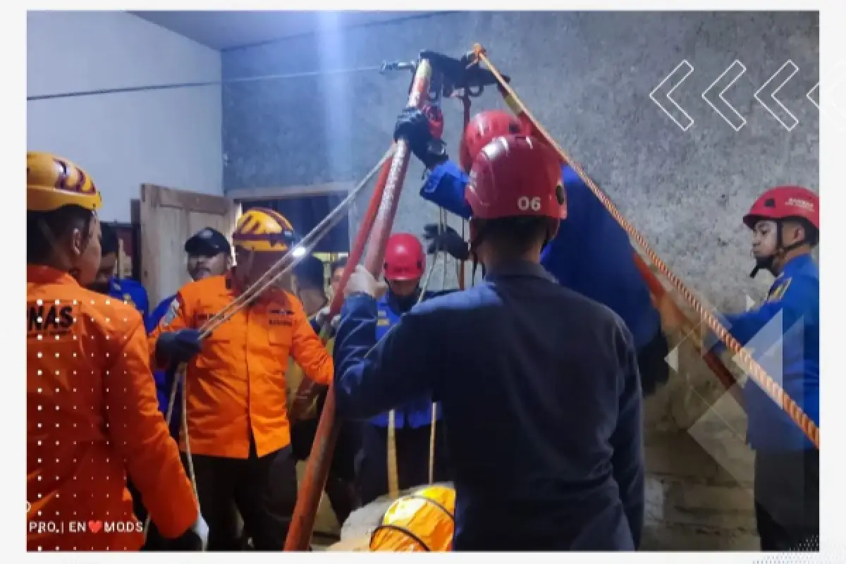 Satu keluarga di Magelang tercebur sumur. Balita tewas, ayah dan kakek dalam kondisi kritis. (Sumber : Instagram/damkar_kab_magelang)