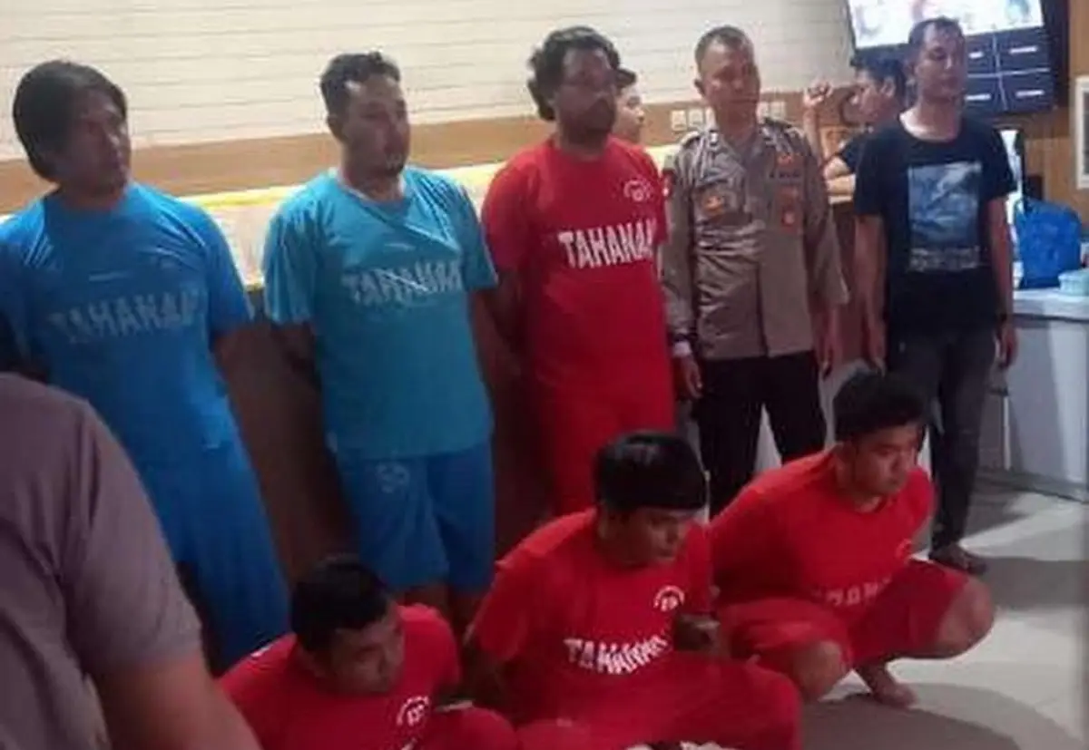 Gerombolan debt collector di Semarang ditangkap seusai menganiaya dan merampas kendaraan milik nasabahnya. (Sumber : Instagram @infokejadiansemarang.new)