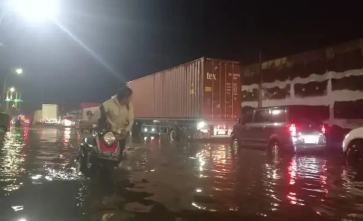 Banjir di Semarang (Sumber : antara)