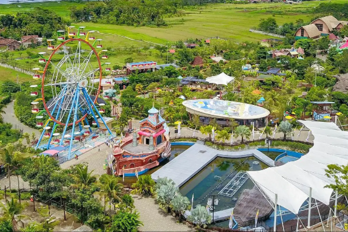 6 destinasi wisata seru di Semarang untuk liburan bareng keluarga. (Sumber : Instagram/salokapark)