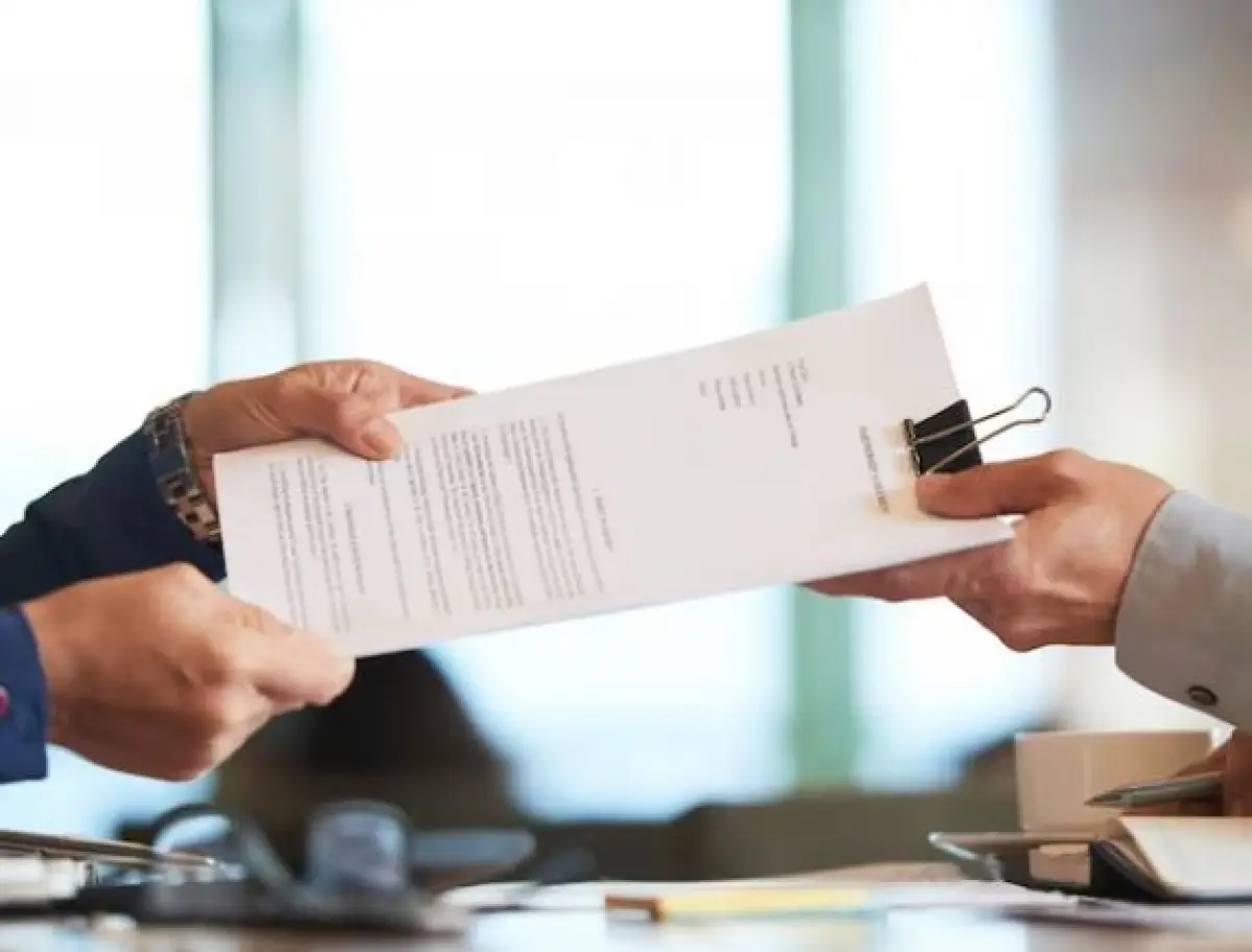 Ilustrasi | 6 Pelayanan Publik Yang Bisa Diurus Online (Sumber : Freepik/pressfoto)