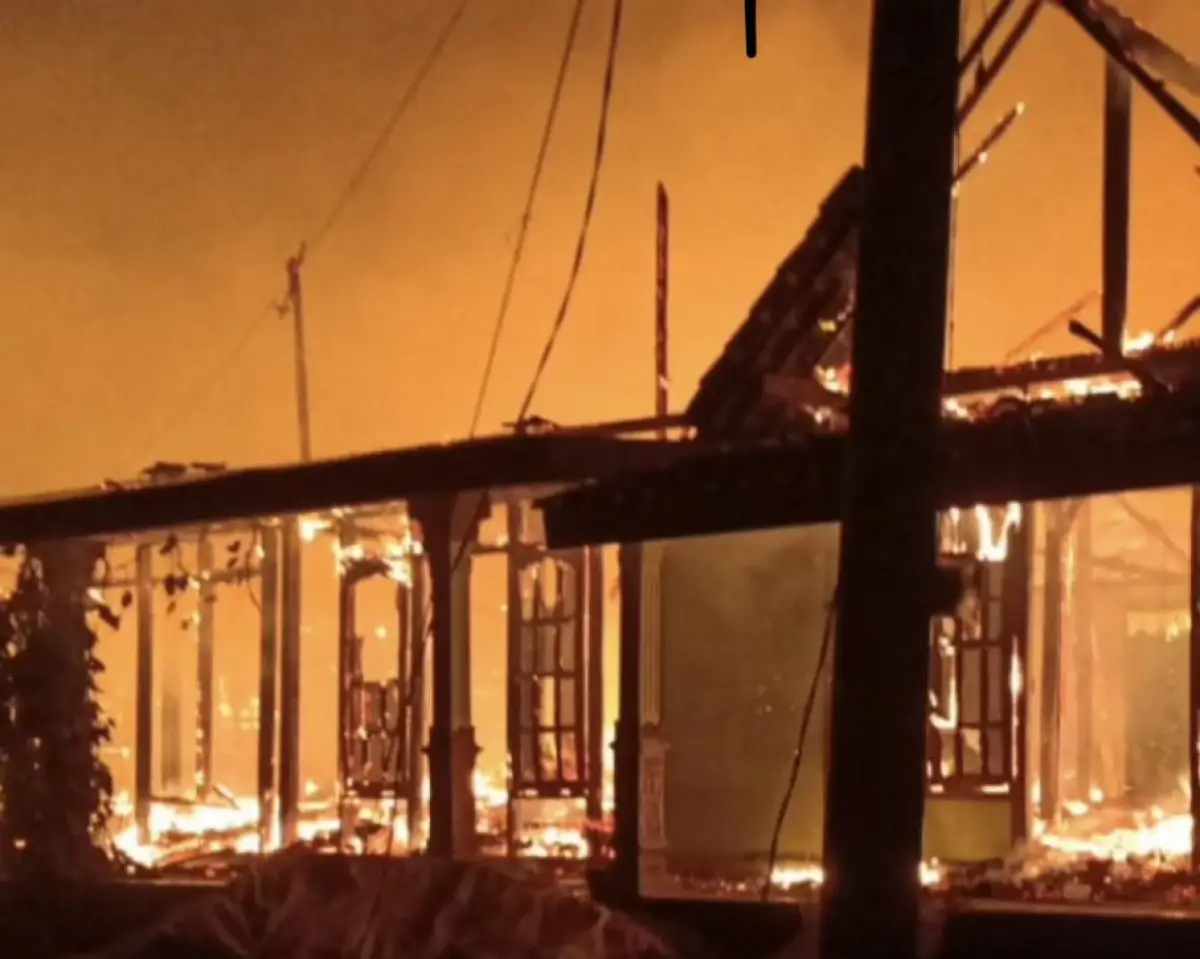 penampakan kebakaran di Ambarawa (Sumber : instagram @ambarawa_terkini)