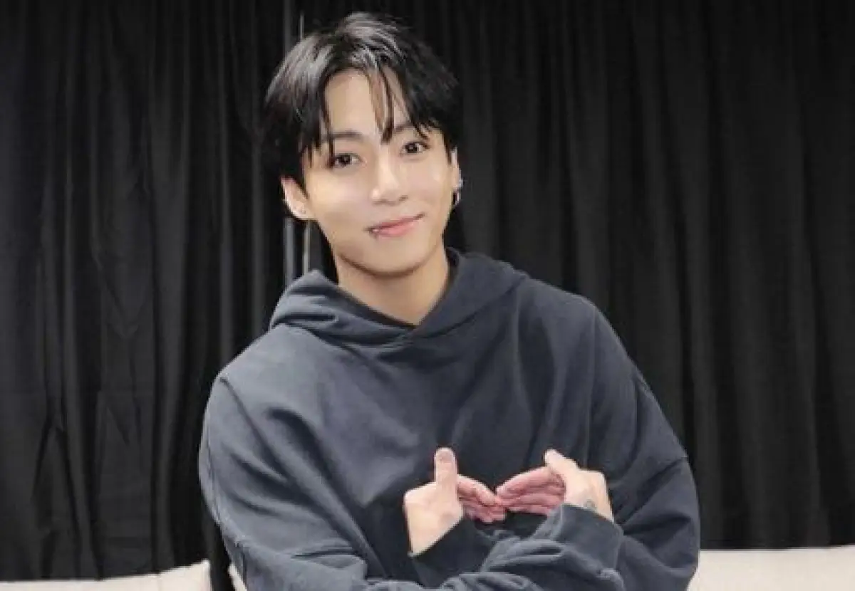 Isi Surat Jungkook BTS Untuk Army Saat Pamit Wamil, Warganet: JK Makin Dewasa (Sumber : instagram.com/jungkook_bighitentertainment)