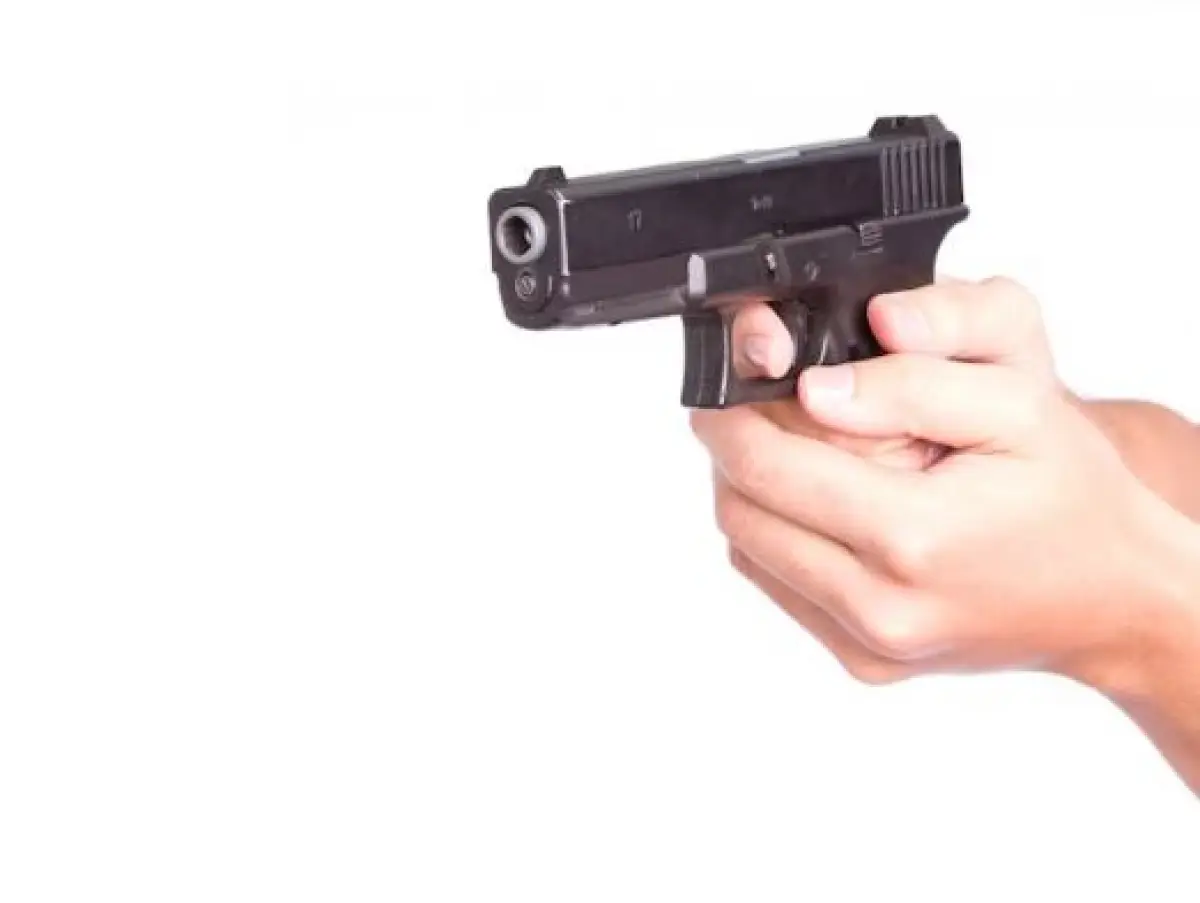 ilustrasi aksi penembakan pegawai bank plecit di Karanganyar (Sumber : freepik)