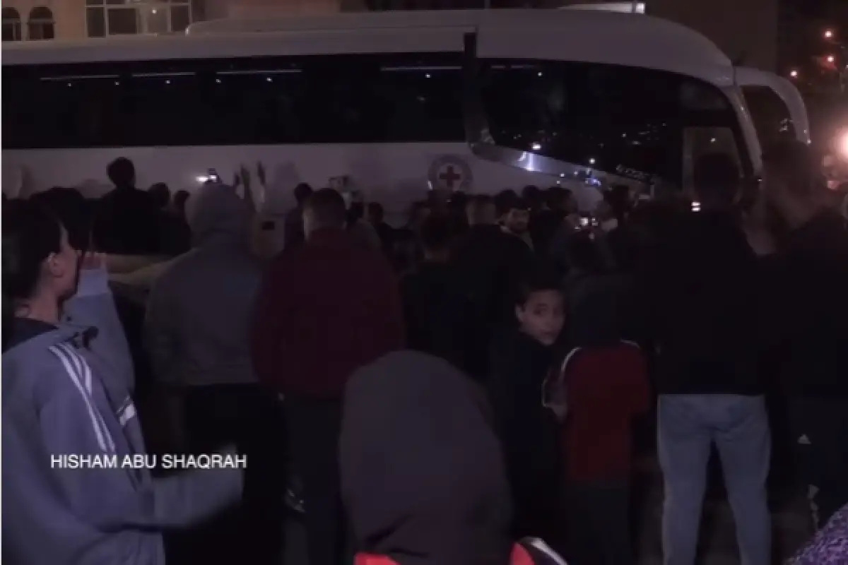 Hari kedua gencatan senjata Hamas-Israel, lebih banyak tawanan dibebaskan. (Sumber : Instagram/hishamshaqrah)