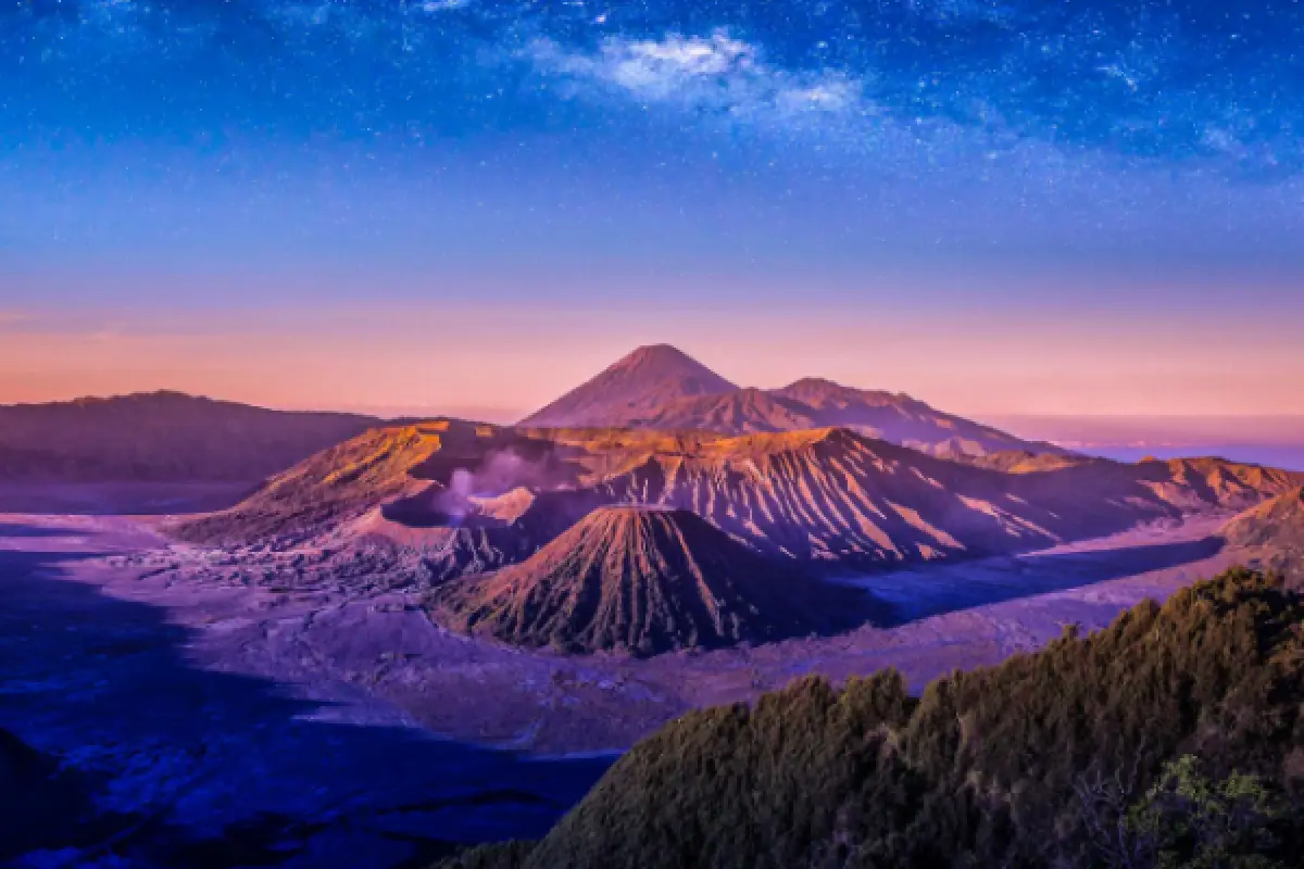 Taman Nasional Bromo Tengger Semeru dinobatkan sebagai salah satu The World’s Most Beautiful National Parks 2023 versi platform Bounce. (Sumber : Kemenparekraf)
