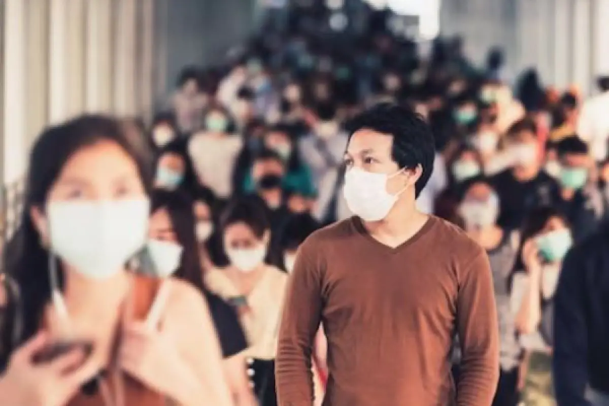 Ilustrasi | Kasus COVID-19 di Indonesia Naik Lagi, Kemenkes Anjurkan Hal Ini (Sumber : Freepik/tzido)