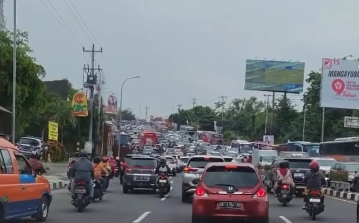 Warga Kota Semarang sebaiknya menghindari kawasan Stadion Jatidiri dan sekitarnya karena ada gelaran acara ulang tahun partai PSI yang juga dihadiri oleh Kaesang Pangarep, Sabtu 9 Desember 2023. (Sumber : Instagram @kejadiansmg)