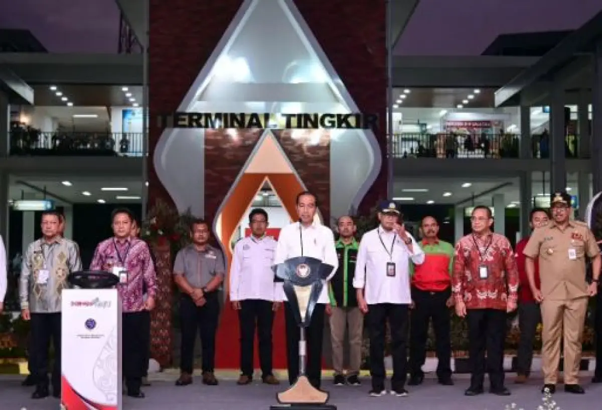 Potret Lawas Terminal Tingkir Salatiga Dibanding Usai Revitalisasi Jadi Sorotan: Malah Menutup Keindahan Alamnya (Sumber : instagram.com/jokowi)