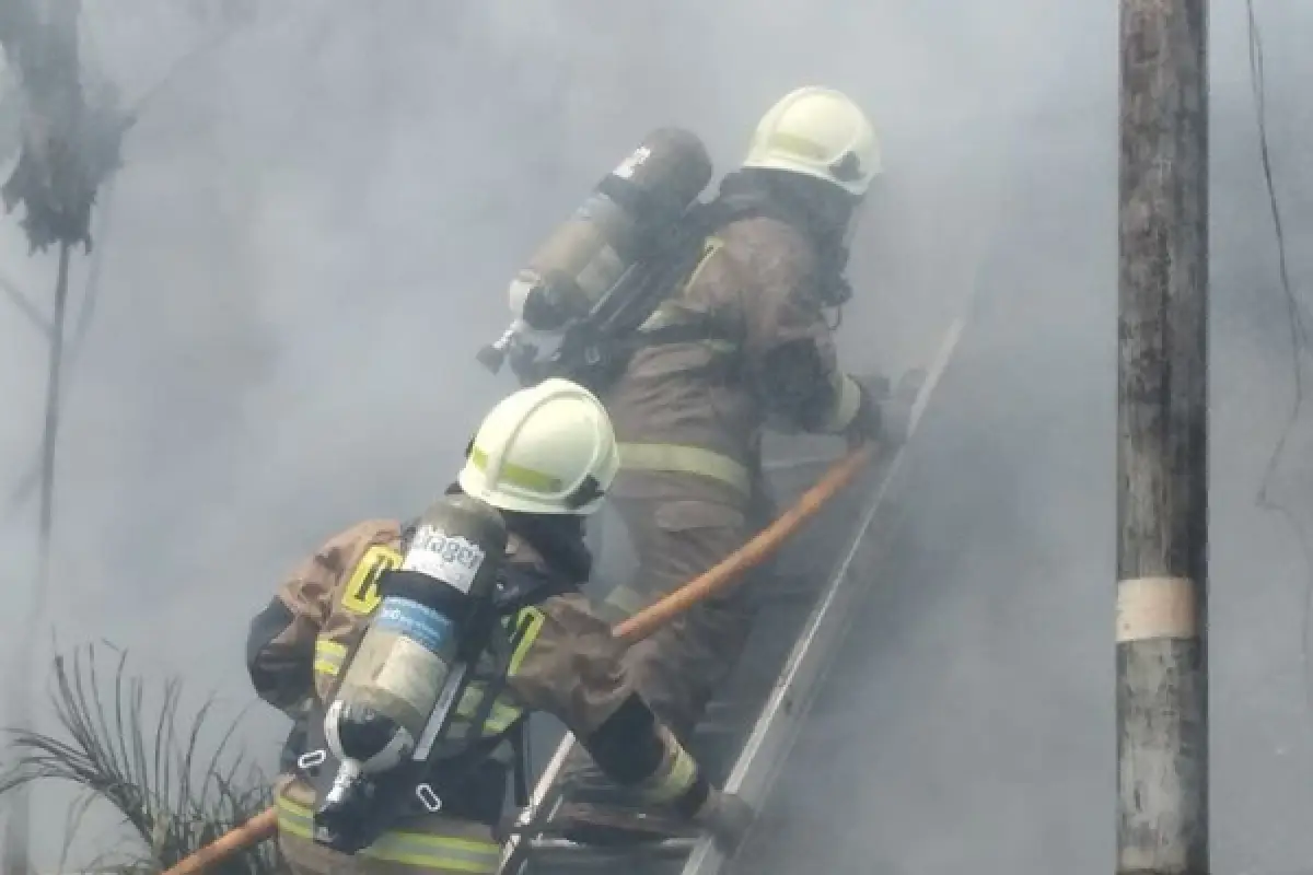 Ilustrasi | Motif Rudi bakar rumah di Kalideres Jakarta Barat hingga ibu mertuanya meninggal dunia. (Sumber : Instagram/humasjakfire)