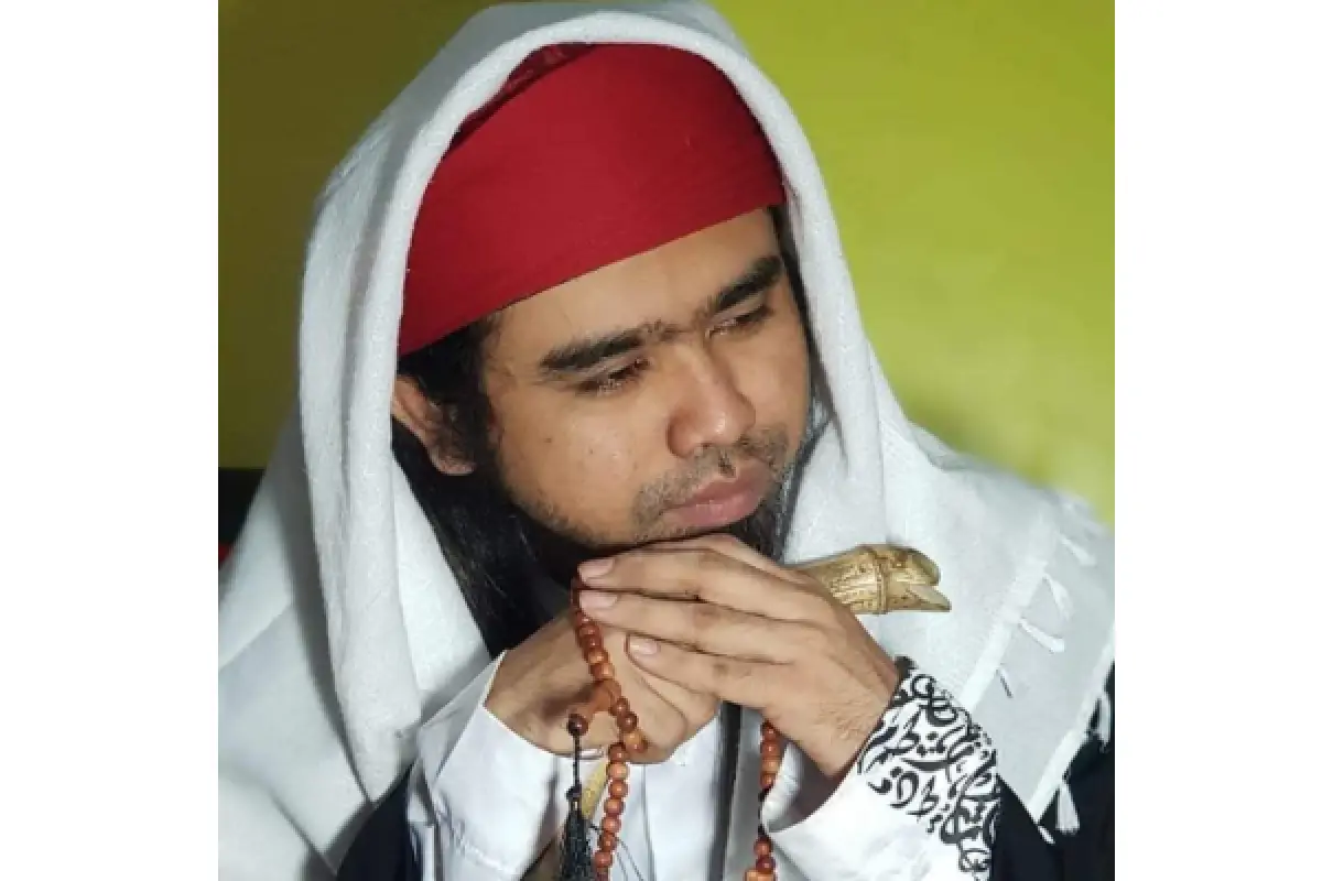 Gus Samsudin | Suwarti ditemukan meninggal di Pondok Nuswantoro milik Samsudin Jadab alias Gus Samsudin, Blitar, Senin, 11 Desember 2023. (Sumber : Instagram/samsudin_jaddab)