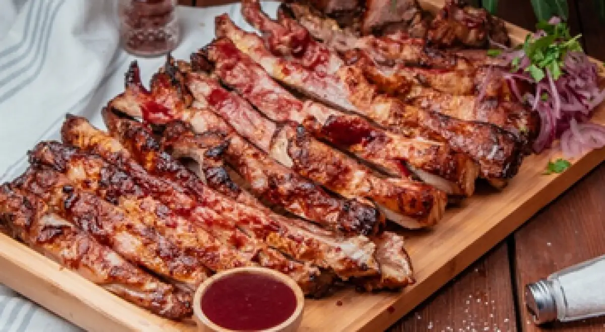 Ilustrasi barbeque slice beef untuk tahun baru (Sumber : Freepik/Kamran Aydinov)