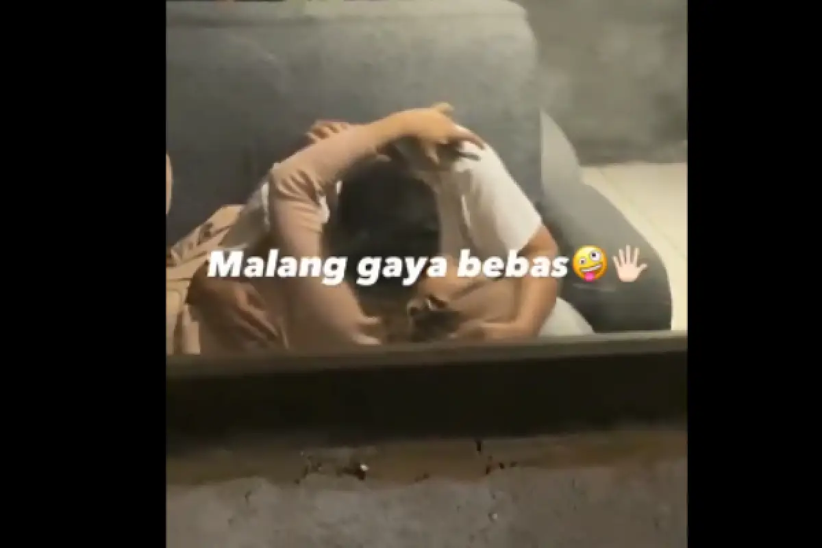 Owner cafe Qita menuntut pasangan mesum meminta maaf ke publik. (Sumber : X/folkshittmedia)