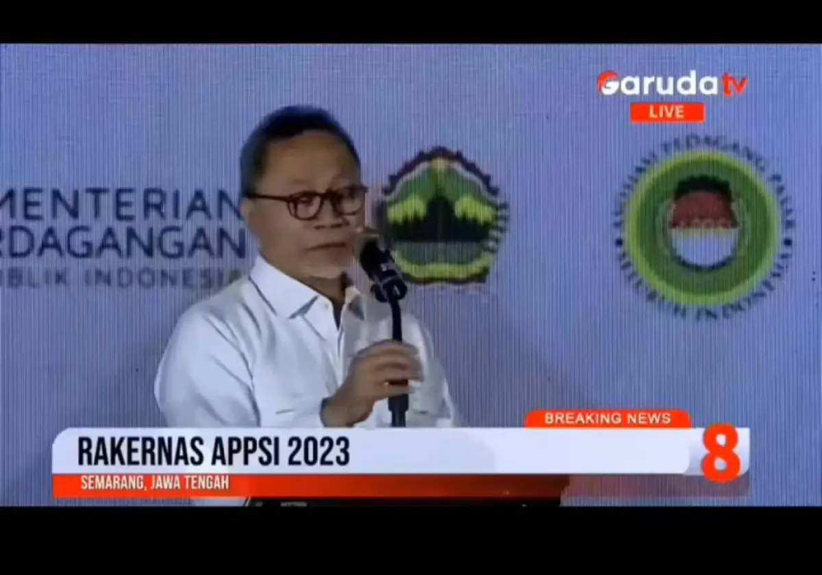 Zulkifli Hasan jadikan bacaan salat guyonan saat hadir di Kota Semarang (Sumber : instagram @undercover.id)