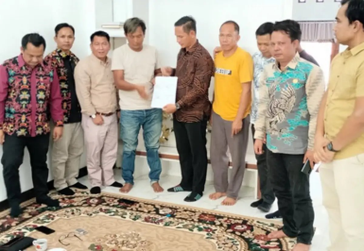 Akhir Kasus Sopir Truk Dianiaya Ajudan Bupati Kutai Barat, Publik: Yaelah Gini Amat Endingnya (Sumber : Twitter/@ahriesonta)