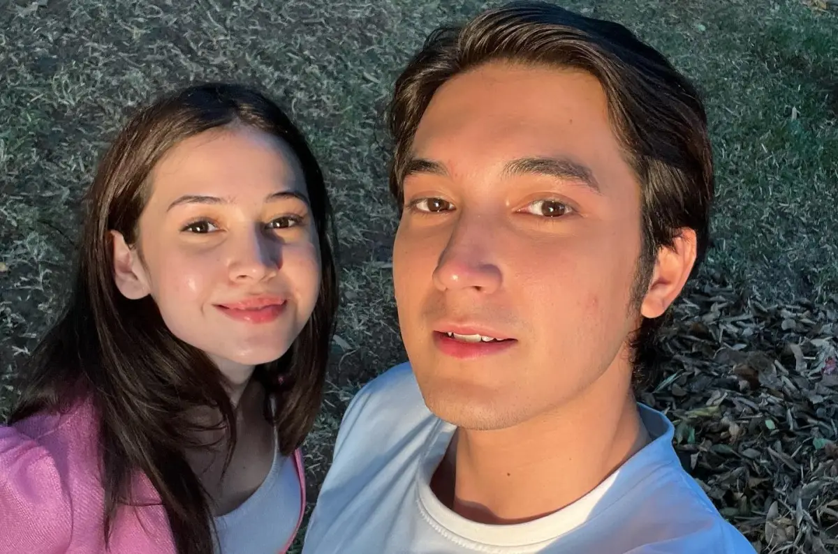 Gaya pacaran Junior Roberts dan Sandrinna Michelle menuai kontroversi warganet hingga protes dari orangtua Sandrinna yang membongkar hubungan keduanya. (Sumber : Instagram @juniorrobertss - InfoSemarang.com)