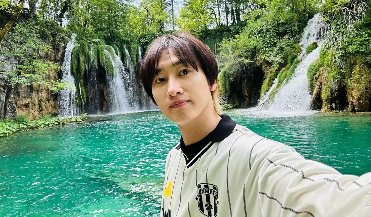 Eunhyuk Super Junior, 1 di antara sederet idol K-Pop yang dianggap peduli soal isu kemanusiaan Palestina dengan hapus unggahan soal produk pro-Israel. (Sumber : Instagram @be4eunhyuk - InfoSemarang.com)