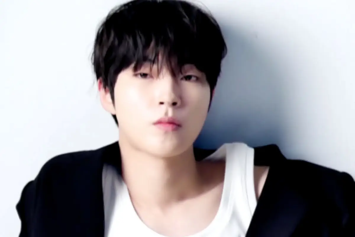 Hwang Inyeop Dikabarkan Dirikan Agensi Sendiri (Sumber : Wikipedia)