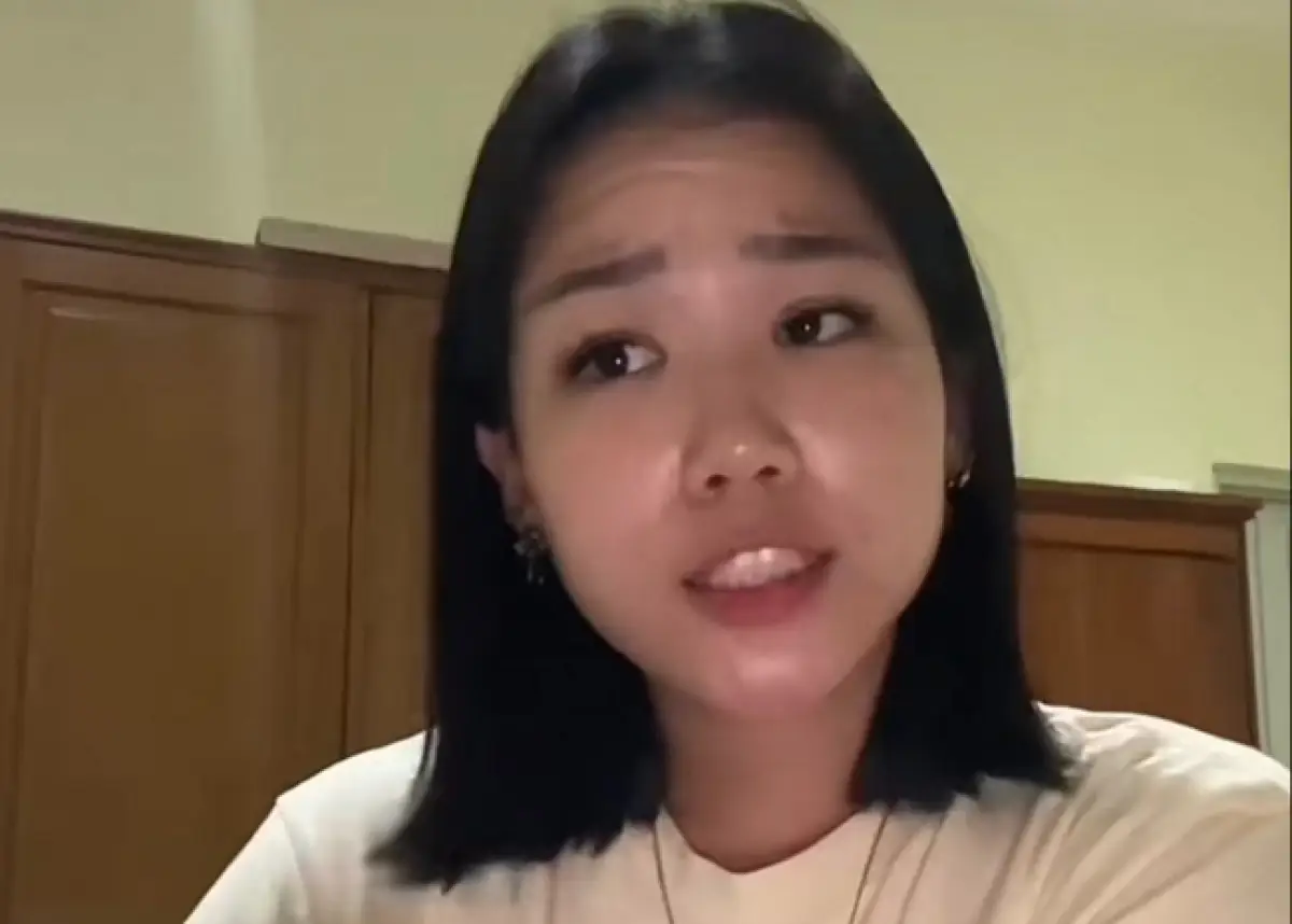 Laura Siburian sempat singgung profesi pramugari (Sumber : TikTok @laurasiburian)