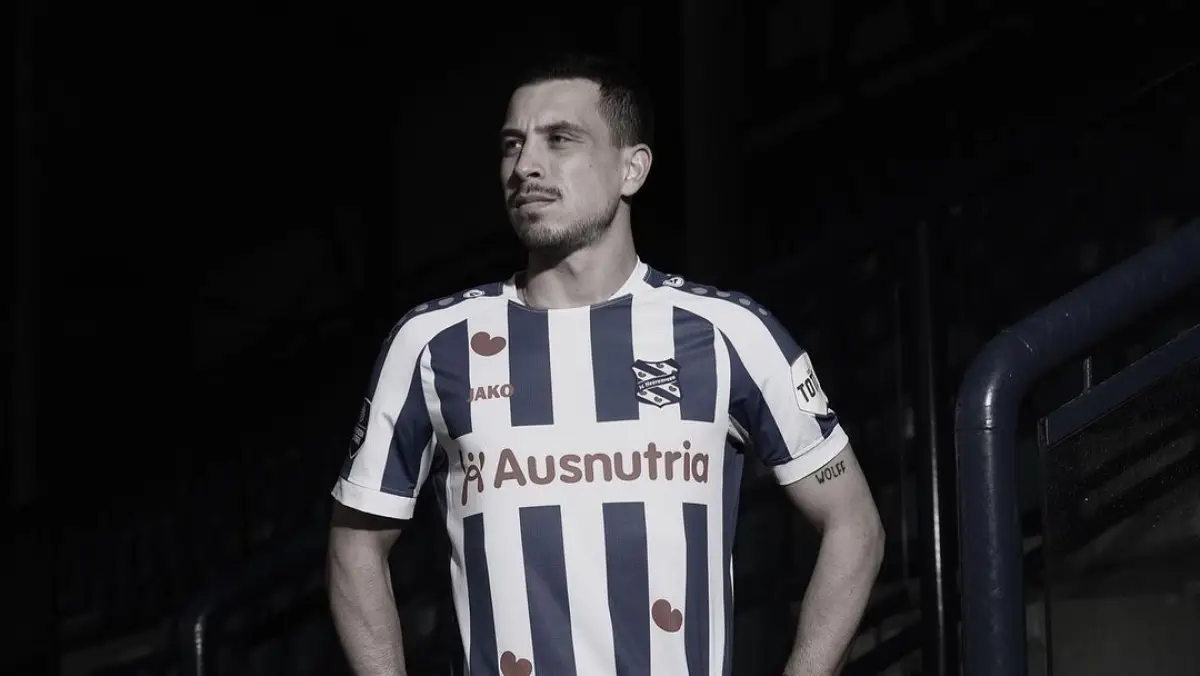 Pemain Eredivisie Heerenveen, Thom Jan Marinus Haye jalani proses naturalisasi. (Sumber : Instagram/thomhaye)