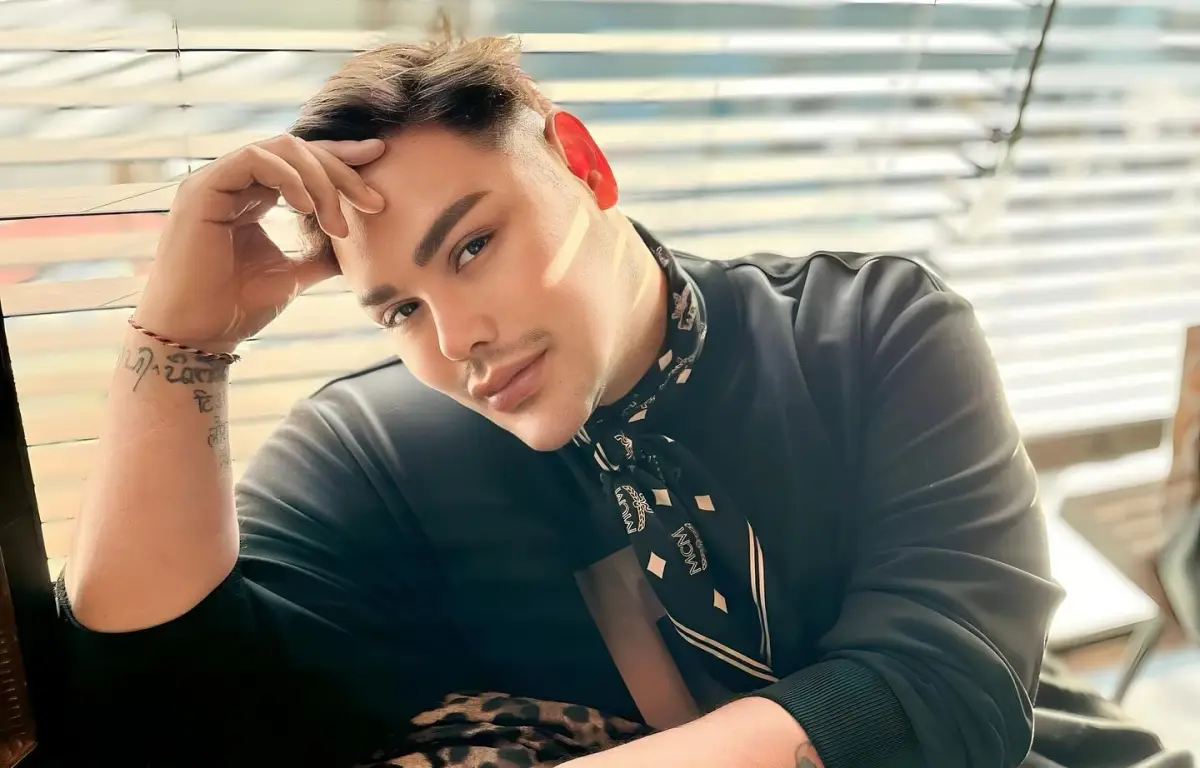 Ivan Gunawan menuliskan sanggahan setelah mendapat teguran secara tertulis dari KPI Pusat terkait cara berpakaiannya pada program acara Brownis di TransTV. (Sumber : Instagram @ivan_gunawan - InfoSemarang.com)