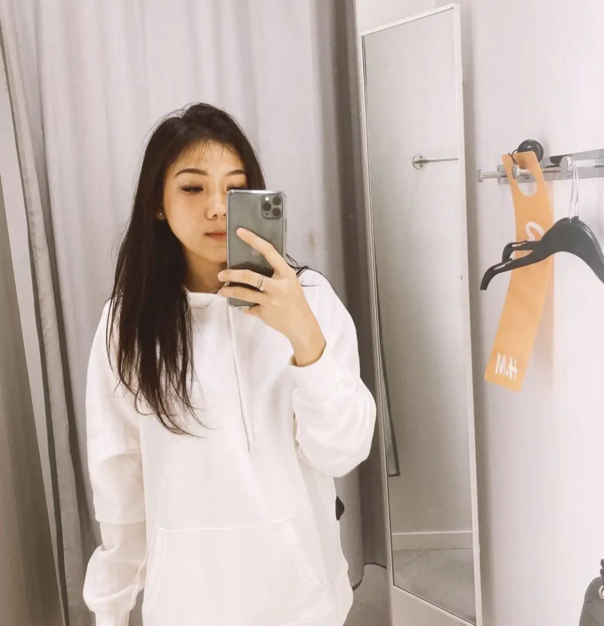 Bella Damayka kembali muncul ke publik (Sumber : instagram @belladamayka)