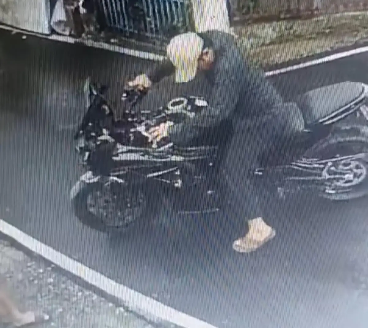 Kawasaki Hitam yang sempat dibawa kabur saat test drive akhirnya ditemukan (Sumber : Instagram @kejadiansmg)