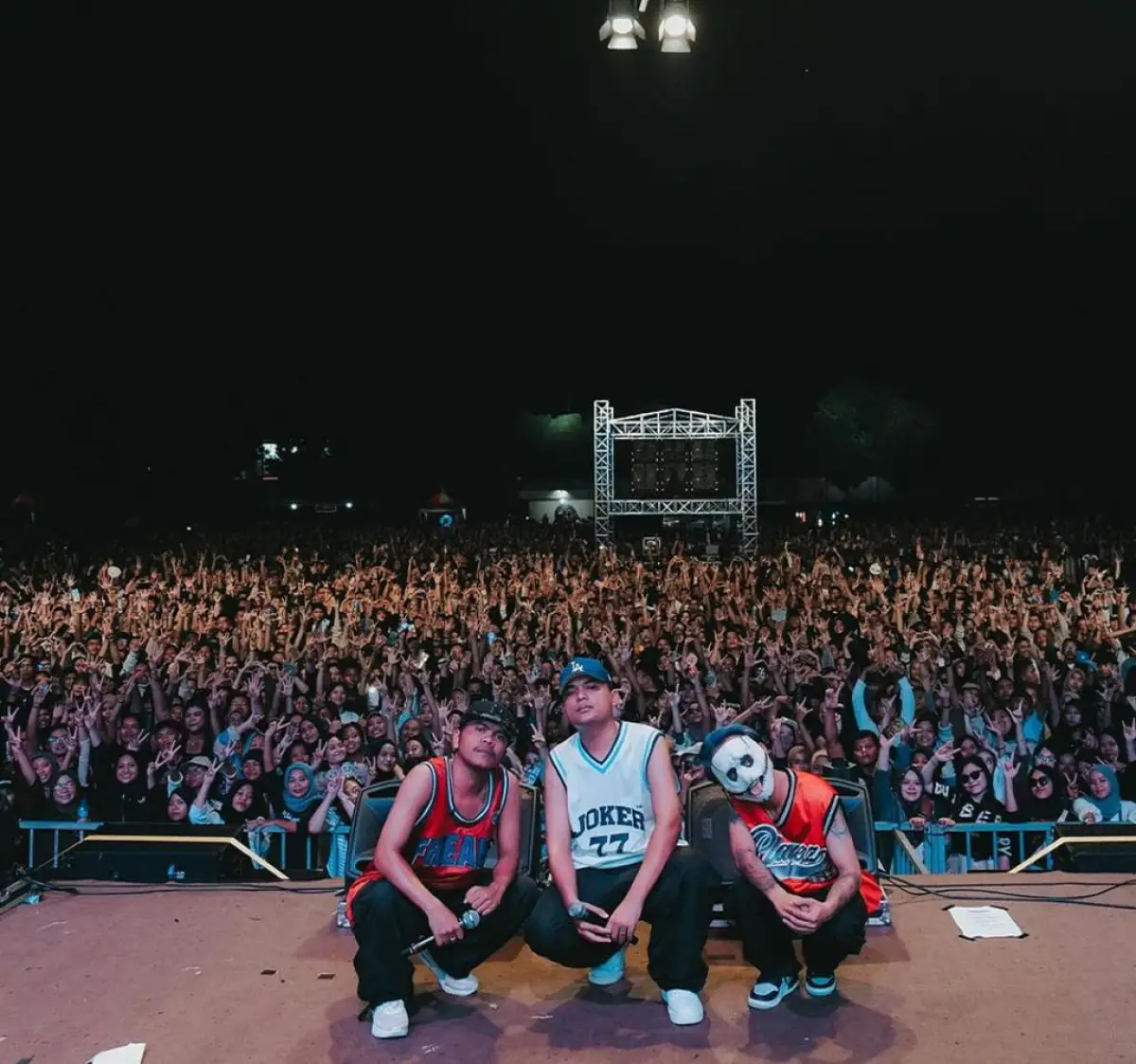 NDX AKA yang diduga bubarkan konser di Bali gara-gara penonton teriak Prabowo (Sumber : instagram @ndxakatv)