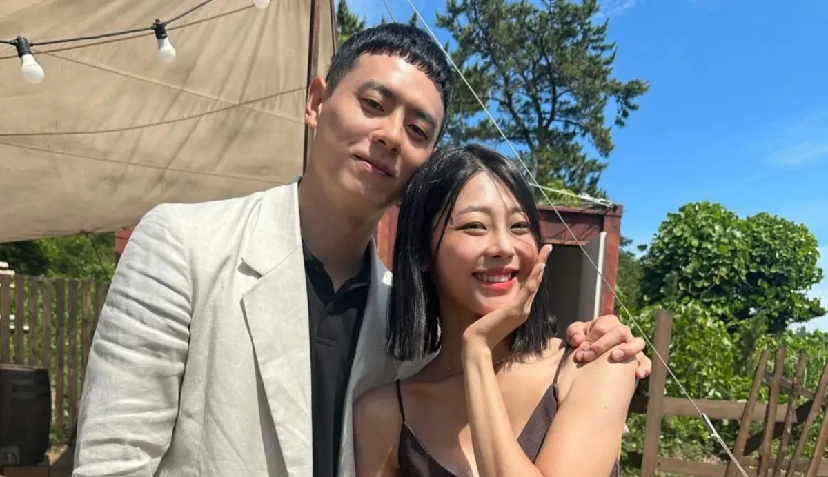 Lee Gwanhee tak pacari Choi Hyeseon, akui tak bisa LDR. (Sumber: @leegwanhee0429 - InfoSemarang.com)