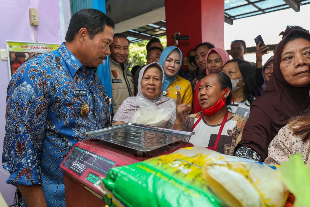 Kios Si-Manis Mart di Pasar Bulu, Kota Semarang,  (Sumber:  | Foto: sakti)