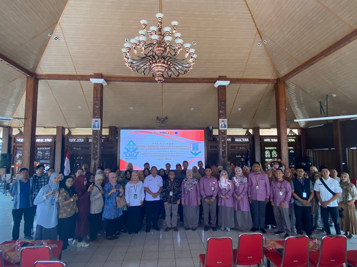 Peserta pelatihan sistem jaminan produk halal bagi para pelaku UMKM di Kabupaten Semarang.
 (Sumber:  | Foto: Dok)