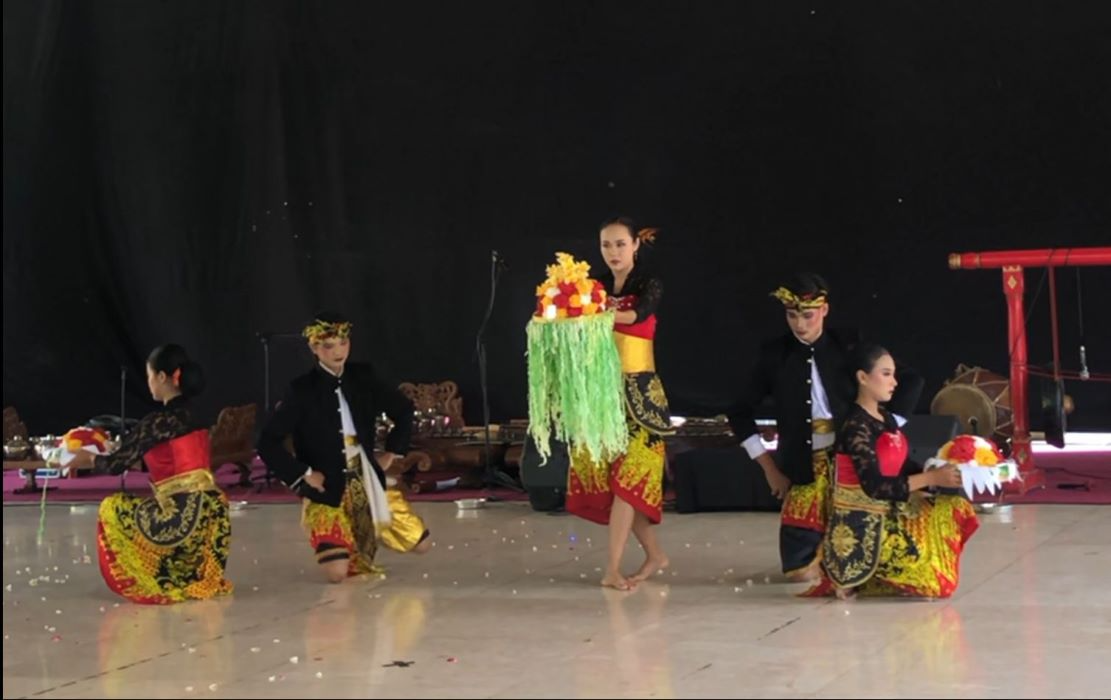 Unnes menari 2024. (Sumber:  | Foto: dok Unnes.)