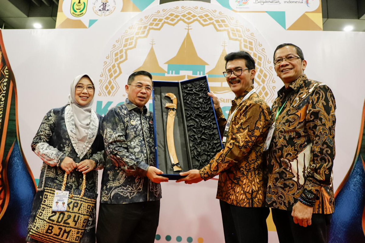 Kota Semarang dalam merawat warisan budaya mendapatkan apresiasi penghargaan ‘Prastisha Pustaka’ dalam ajang JKPI Award 2024. (Sumber: | Foto: Dok)