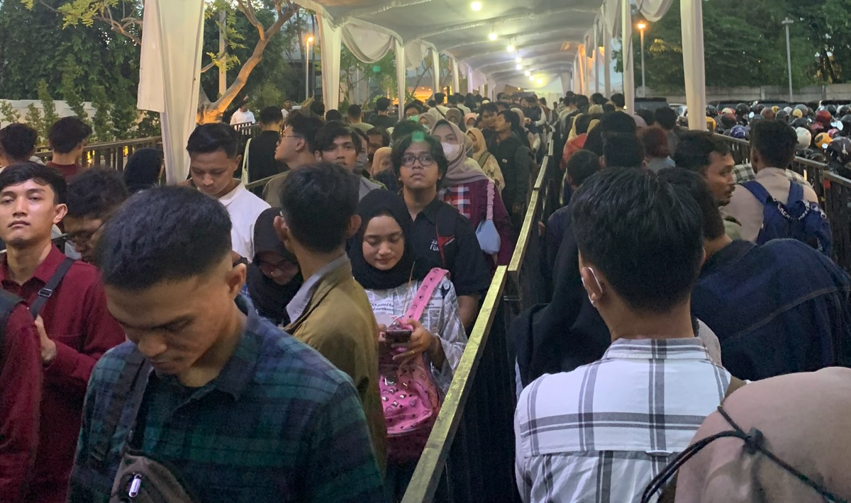 Desak Anies Semarang, peserta membludak di MAC Ballroom, Jl Majapahit, Gayamsari, Senin 5 Februari 2024. (Sumber: @brainstorum - InfoSemarang.com)