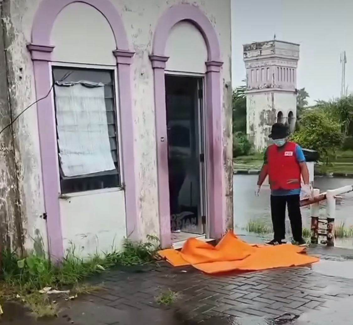temuan jenazah pria di Bates Cedak (Sumber: instagram @infokejadian_semarang | Foto: infosemarang.com )