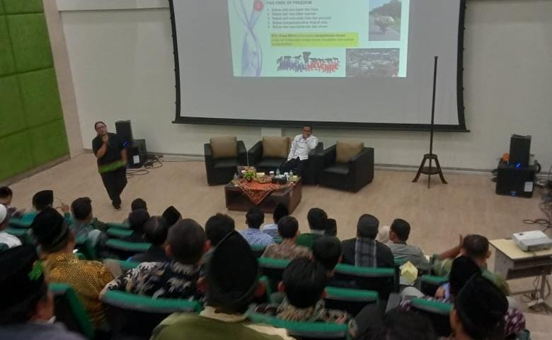 Pelatihan dan uji kompetensi bagi para Juleha. (Sumber:  | Foto: Sakti Setiawan.)