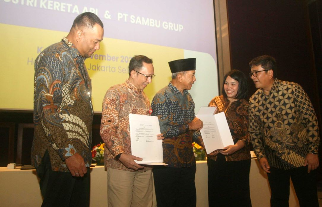 DPLK AXA Mandiri menjalin kerja sama strategis dengan PT  Industri Kereta Api dan Sambu Group. 
 (Sumber:  | Foto: dok)