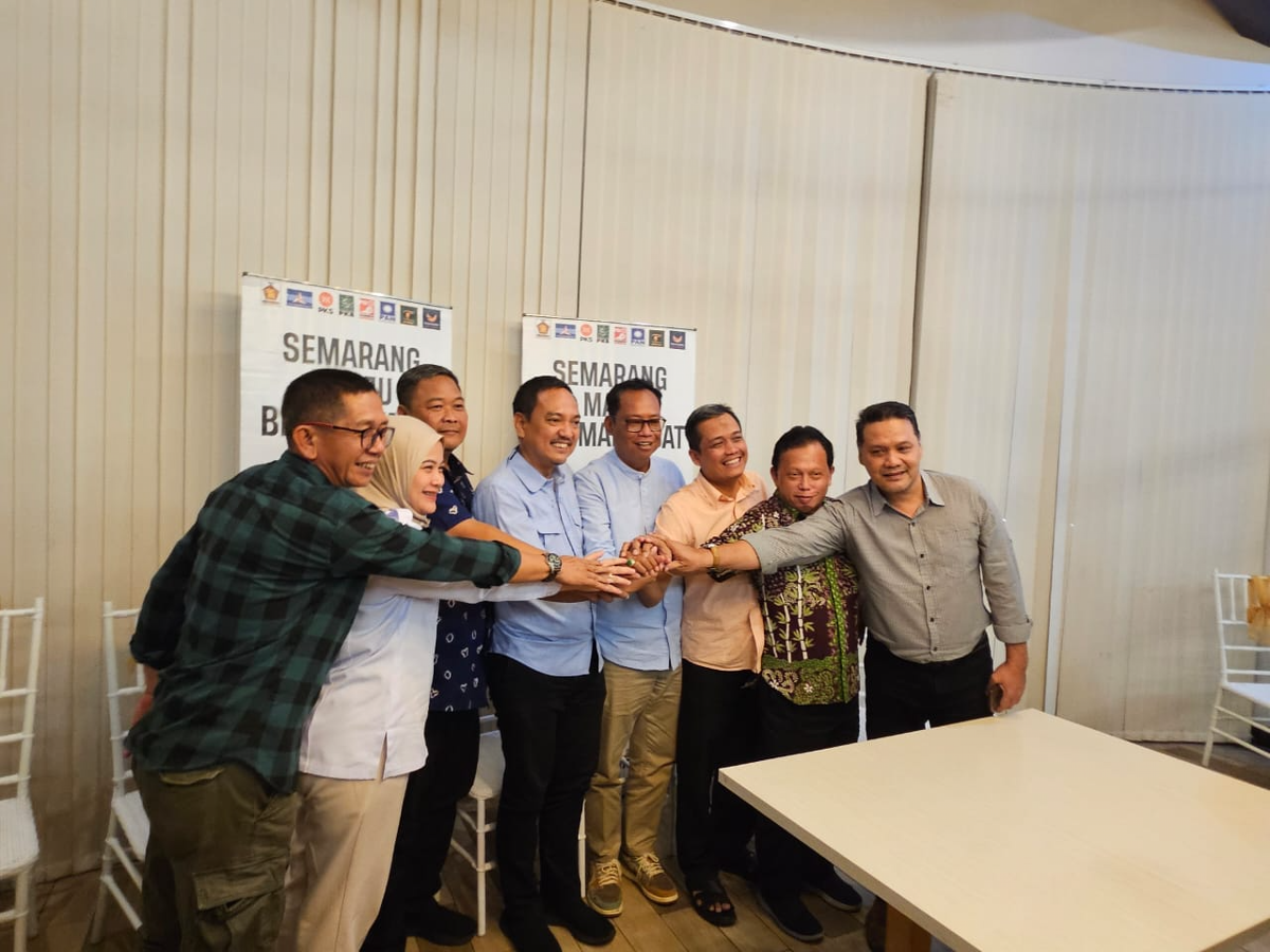 Yoyok Sukawi dan Joko Santoso maju di Pilwakot Semarang 2024. (Sumber:  | Foto: Sakti)