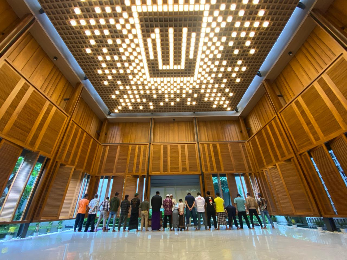 Uniknya Masjid Saminah Sihyadi, Berkonsep Alami Nan Sejuk (Sumber: )