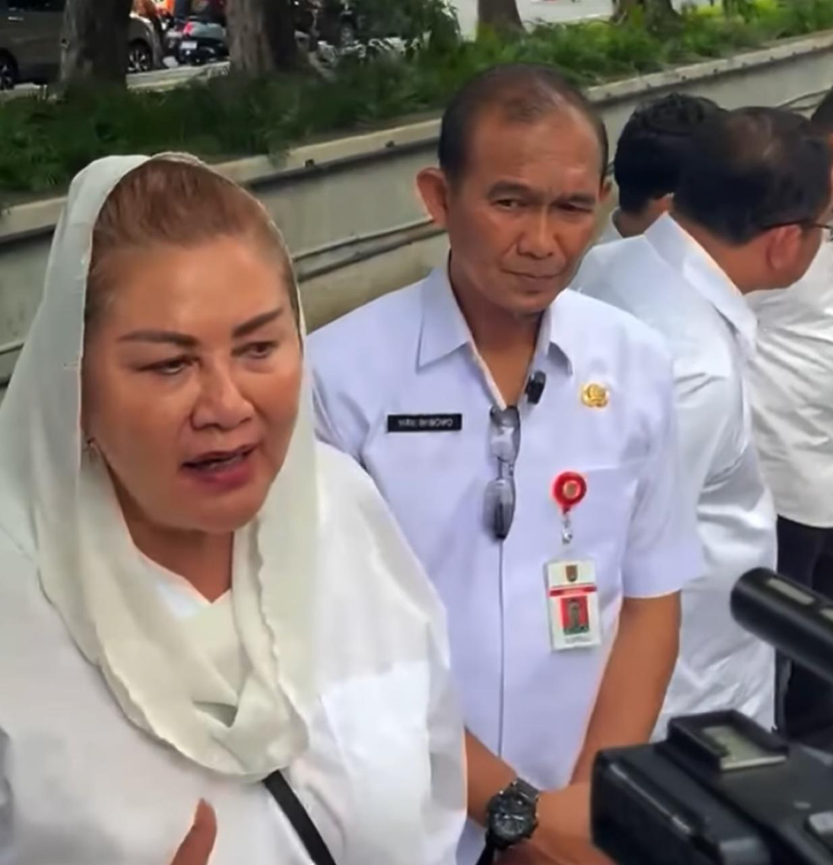 Mbak Ita inspeksi sungai dan taman kotor (Sumber: instagram | Foto: @mbakitasmg)