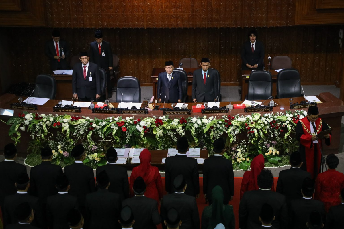 Anggota DPRD Jateng Dilantik (Sumber: )