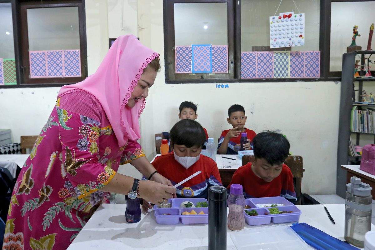 Program Strategi Pemberian Makan Siang untuk Perbaikan Gizi dan Pencegahan Obesitas atau  STROBERI (Sumber:  | Foto: Dok Humas Pemkot Semarang)