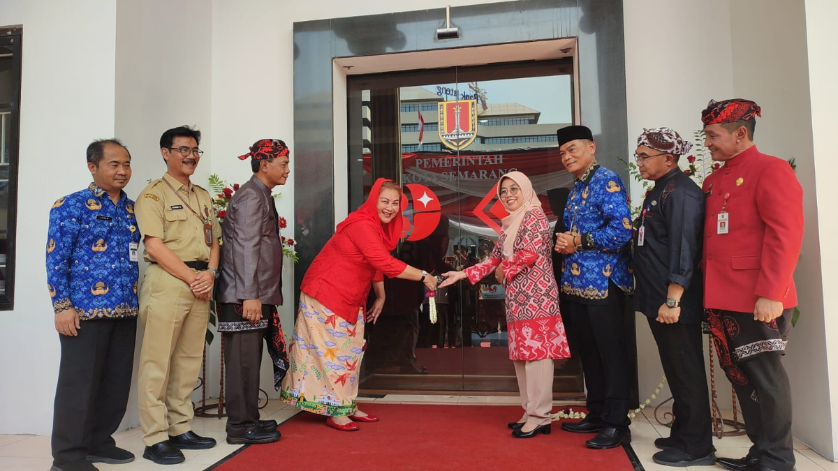 Wali Kota Semarang, Hevearita Gunaryanti Rahayu meresmikan Co-working Space (CWS) BRIDA. (Sumber:  | Foto: Sakti Setiawan.)