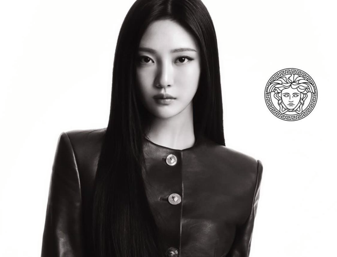 Ningning AESPA global ambassador Versace (Sumber: instagram @versace | Foto: Infosemarang.com )