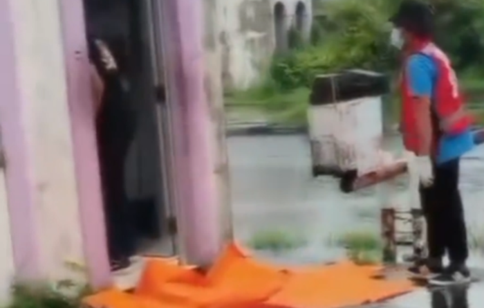 Mayat pria diduga korban pembunuhan di Banjardowo, Genuk, Kota Semarang, Sabtu 10 Februari 2024. (Sumber: )