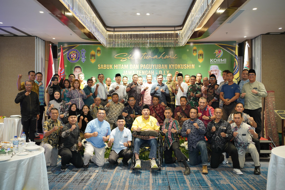 DKKI mengadakan silaturahmi Sabuk Hitam dan Paguyuban Kyokushin se Jateng dan DIY. (Sumber: | Foto: Sakti)